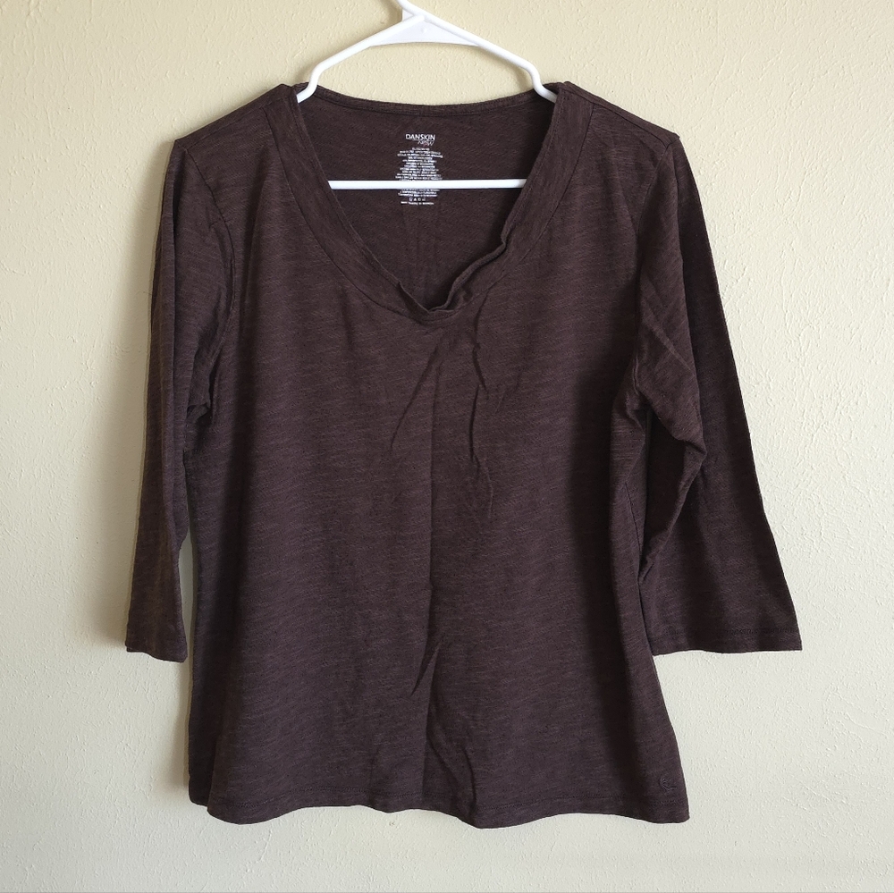 Danskin Now V-neck ¾ Long Sleeve Tee Shirt
